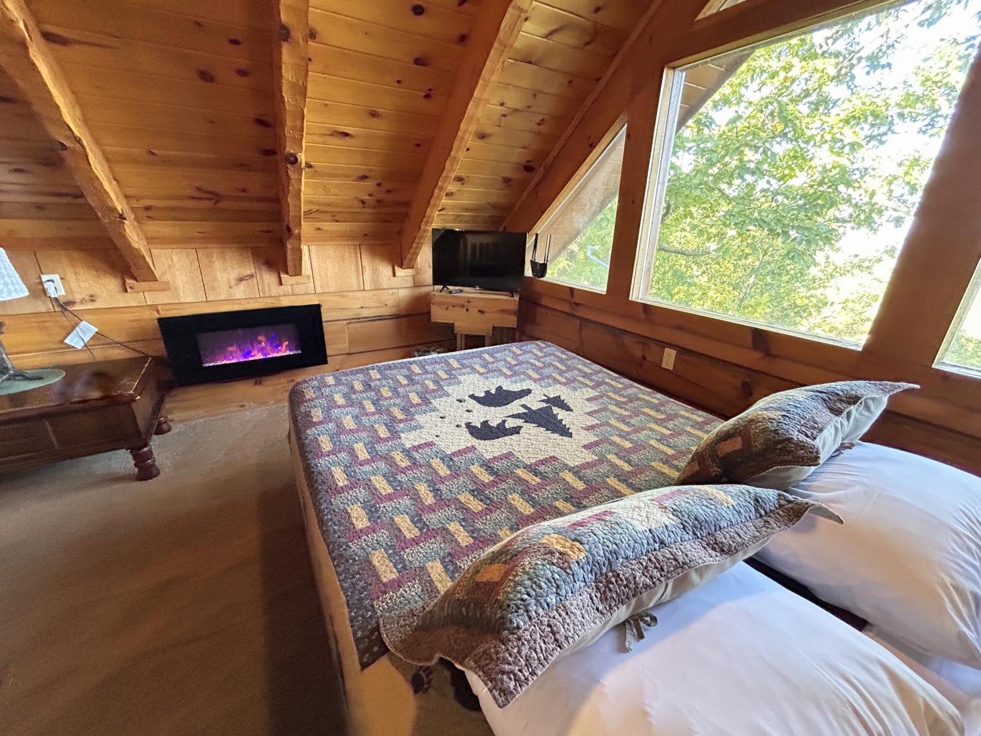 Love Shack Pigeon Forge Εξωτερικό φωτογραφία