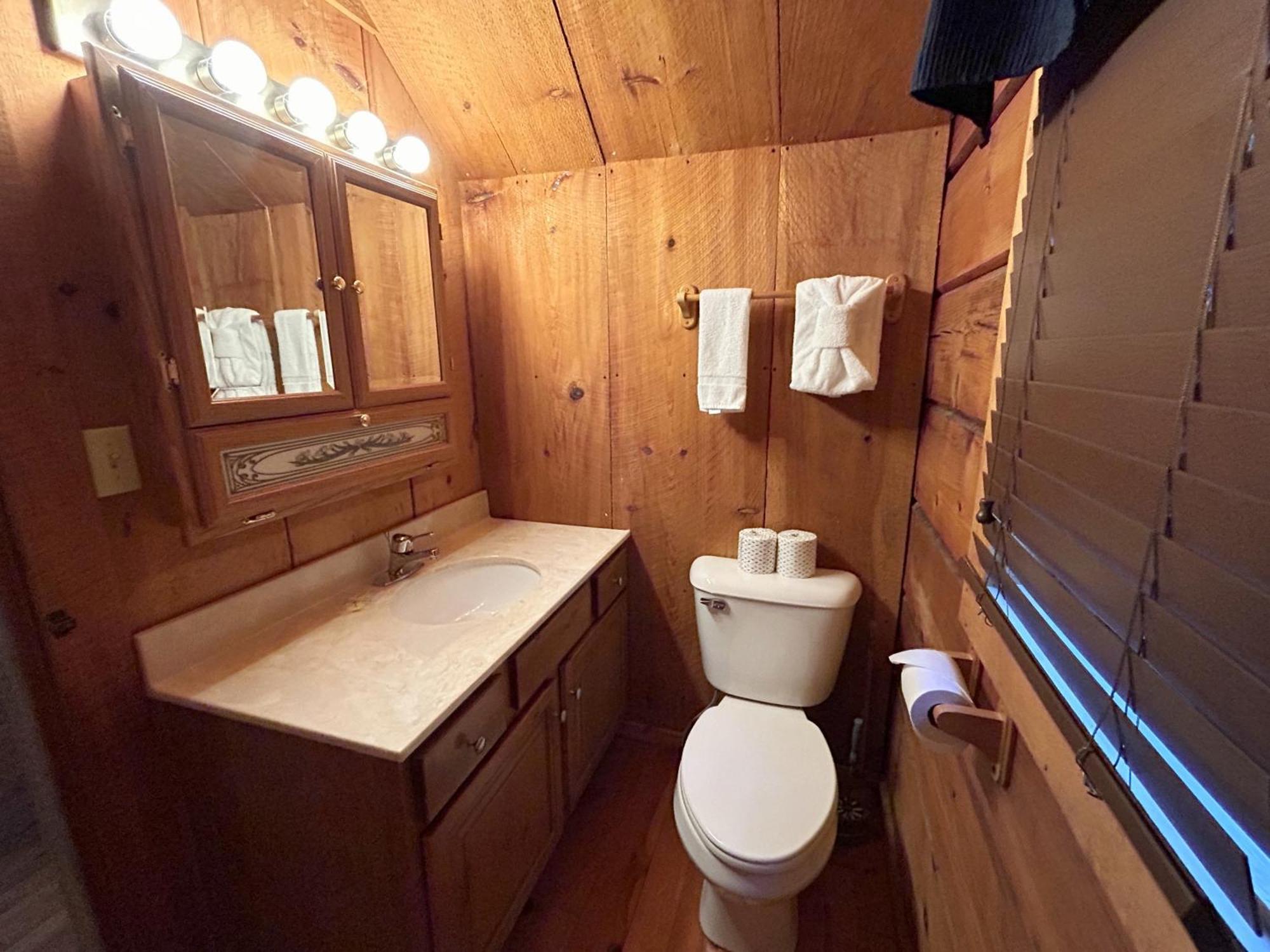 Love Shack Pigeon Forge Εξωτερικό φωτογραφία