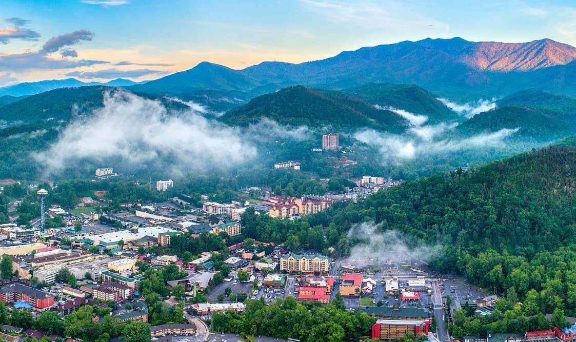 Love Shack Pigeon Forge Εξωτερικό φωτογραφία