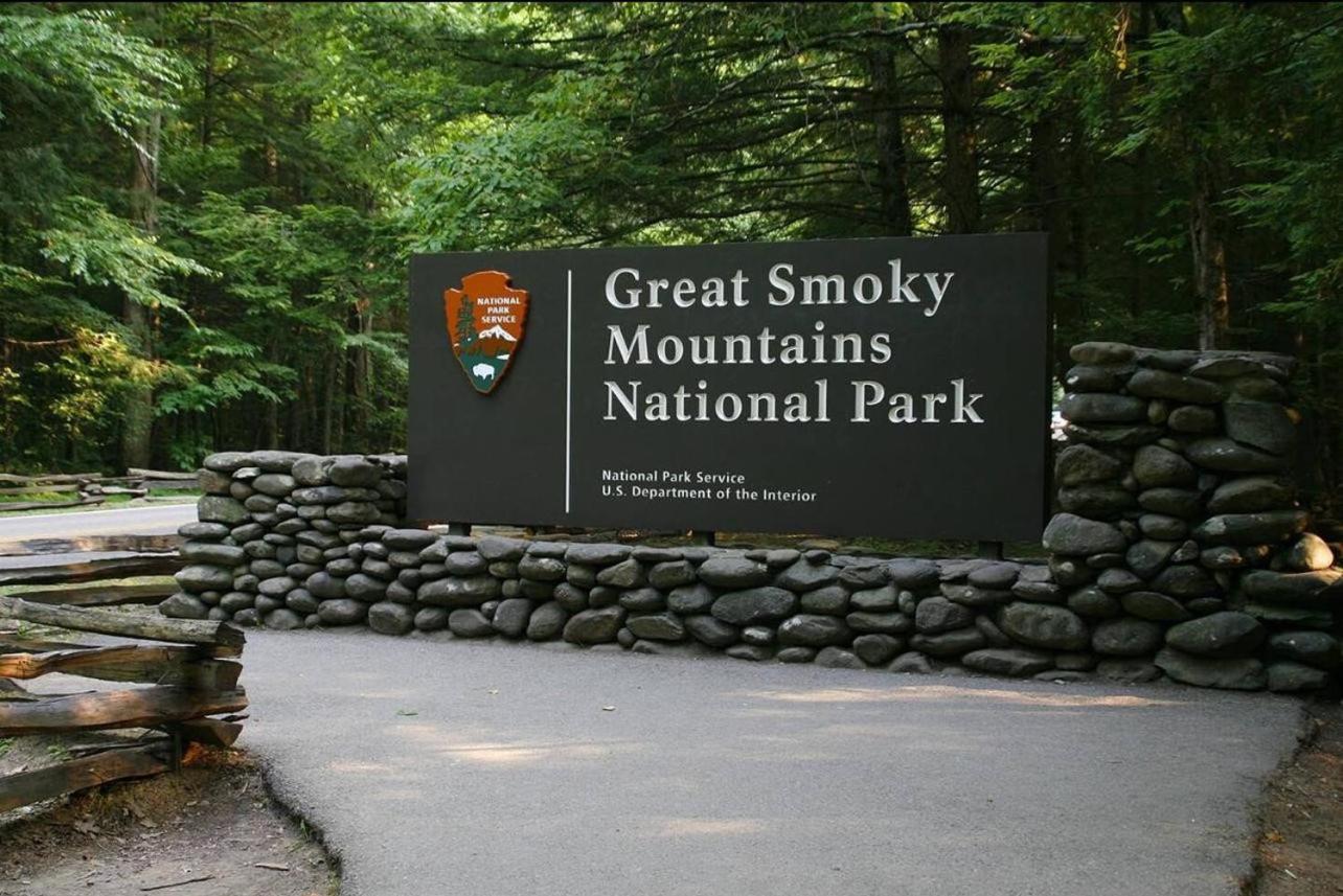 Love Shack Pigeon Forge Εξωτερικό φωτογραφία